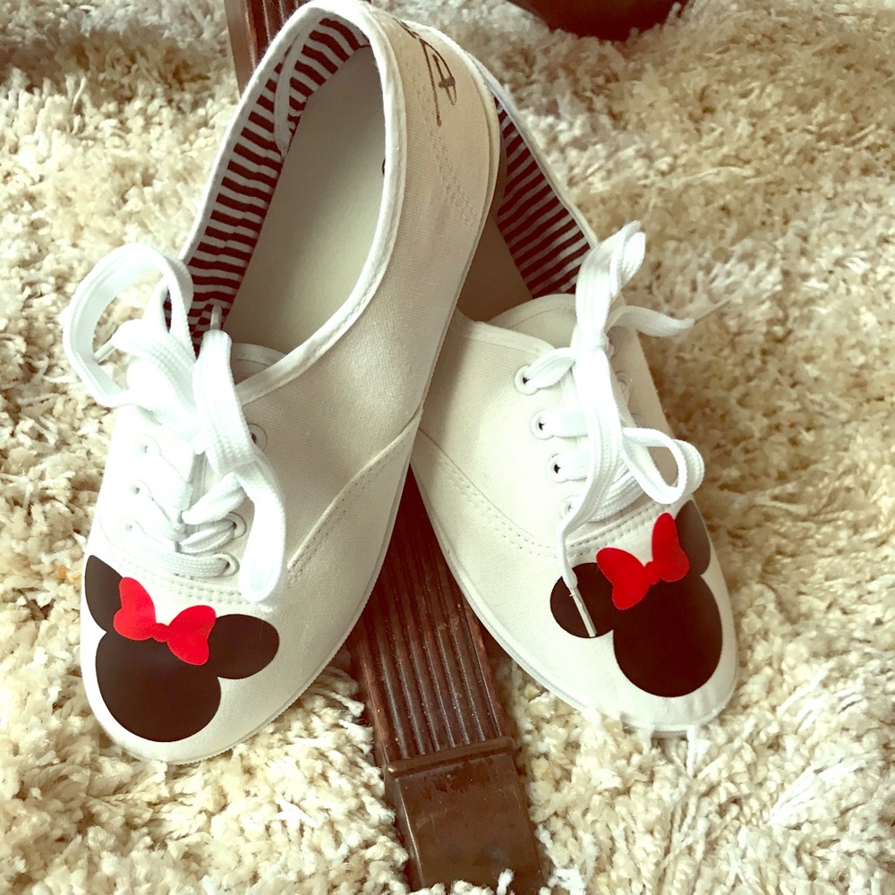 Minnie Mouse Shoes